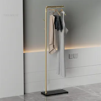 Nordijsko vješalica za odjeću od kovanog željeza za namještaj za spavaće sobe, modernu минималистичная metalna vješalica za odjeću, vješalice za odjeću u hodniku, vješalice za odjeću