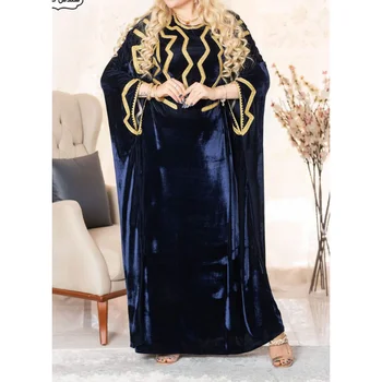 Tamno plavo elegantne baršunasto duga haljina s marokanska haljinu iz Dubaija ogrtačem i Фараша u europskom i američkom stilu