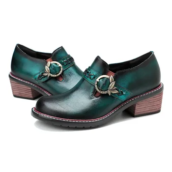 Vintage ženske cipele od zelene bičevati na visoku petu u ностальгическом stilu, posebna odjeća od prirodne kože