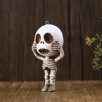 Имитационный ukras u obliku kostura, kreativan, sladak, neobičan poklon za Halloween